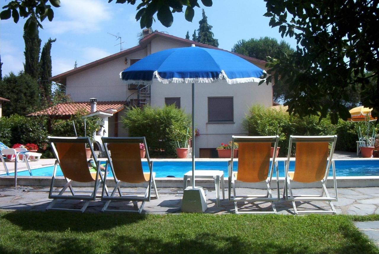Appartamento Lussuoso 2 In Villa Riccardo Barga Esterno foto
