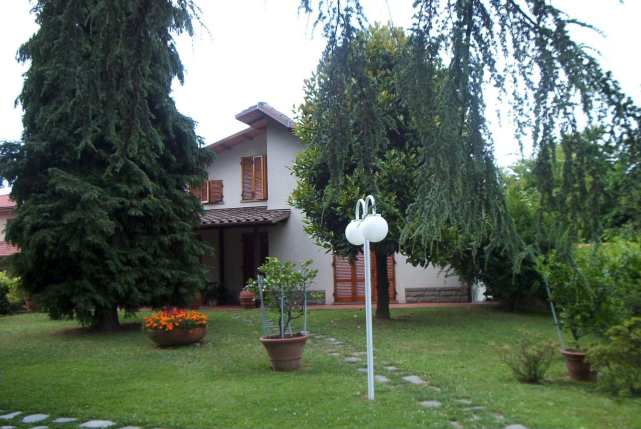 Appartamento Lussuoso 2 In Villa Riccardo Barga Esterno foto