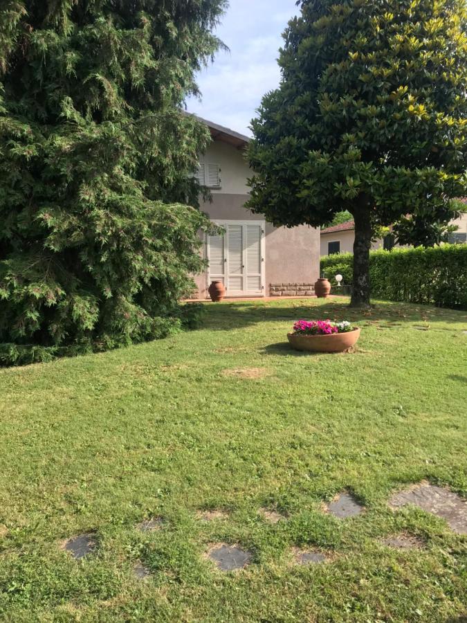 Appartamento Lussuoso 2 In Villa Riccardo Barga Esterno foto